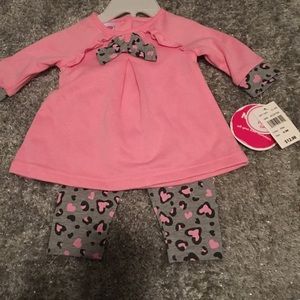 Baby girl outfit 0-3 months